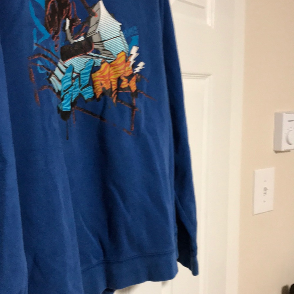 Sweater - Picture 3 of 3
